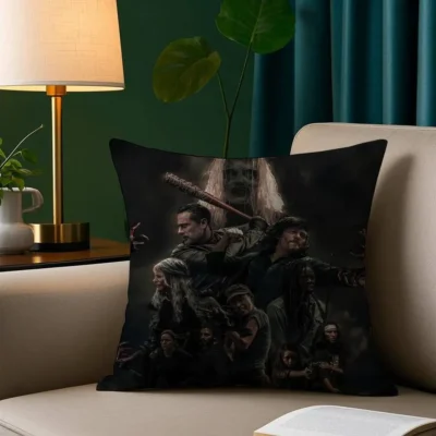 The Walking Dead World Of The Dead Throw Pillow